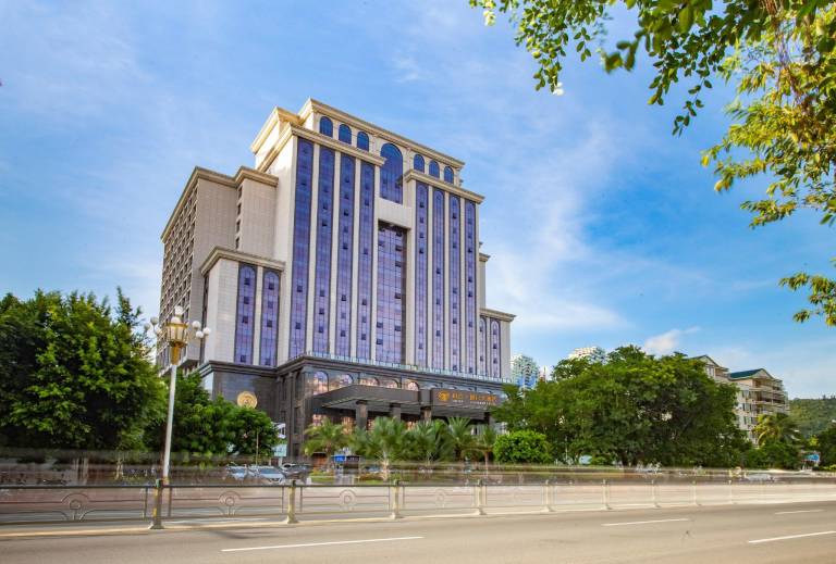 Sanya Yuexin Tomorrow Hotel in Sanya