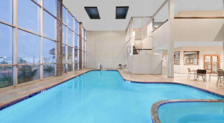 Wyndham Garden Midland — photo 2