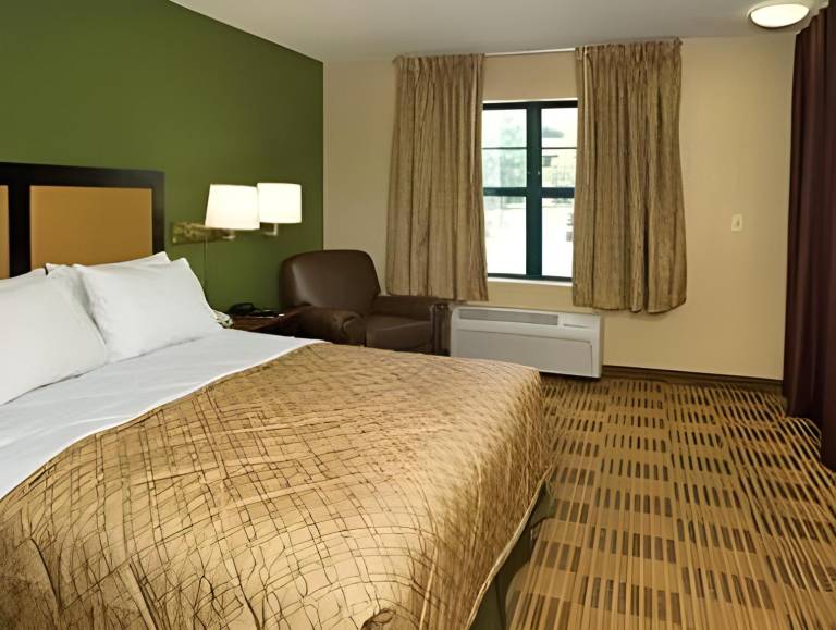 Extended Stay America Suites - Washington, D. C. - Gaithersburg - North in Germantown, MD