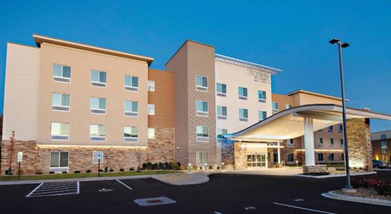 Fairfield by Marriott Inn & Suites Dayton North — photo 2