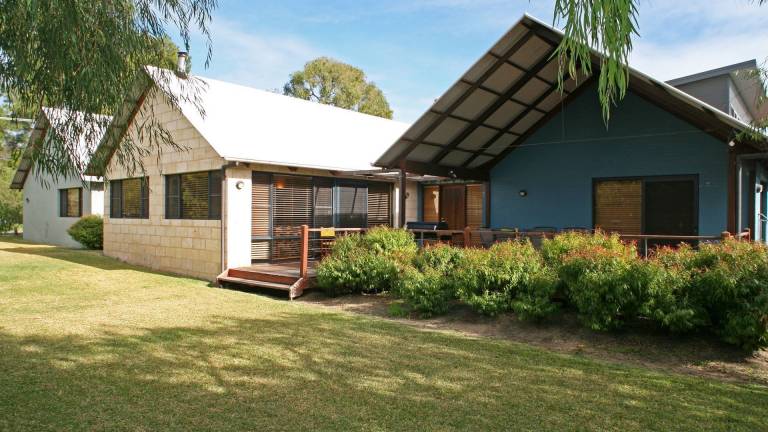 House Dunsborough