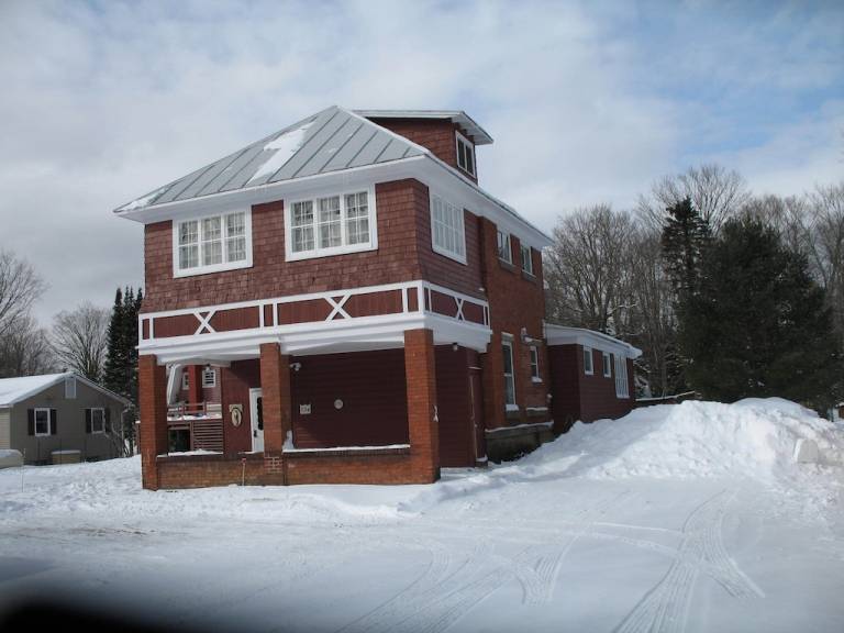 House  Old Forge
