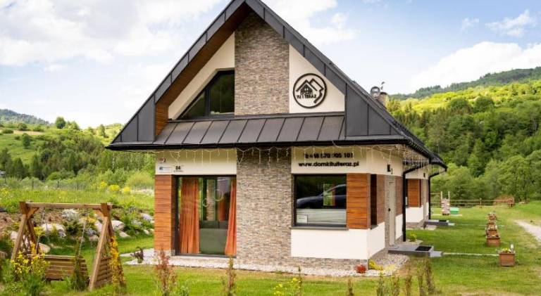 Chalet with patio, yard & barbecue in Szczawnica