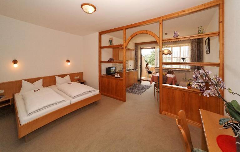 Appartement mit Balkon