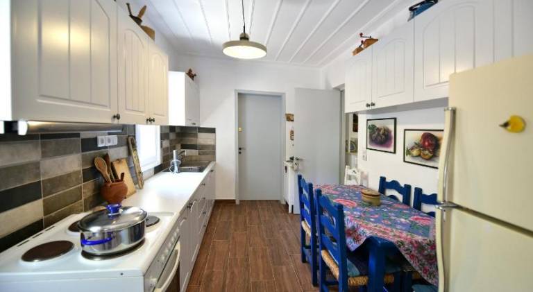House with 1 room for 4 persons — photo 4