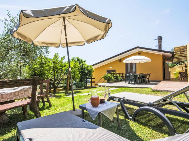 Ferienhaus in Massarosa, Pieve A Elici für max. 4 Personen Ferienhaus in Massarosa, Pieve A Elici für max. 4 Personen