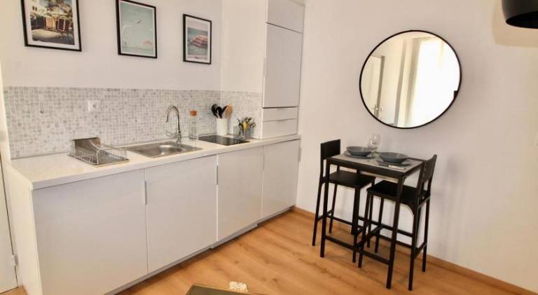 Pleasant apartment | Near Place Masséna | Beach nearby | Perfect for remote work | Dogs allowed — photo 2