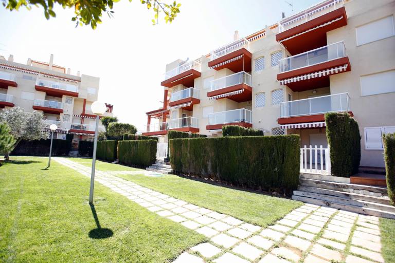 Child-friendly charming apartment with yard, pool & terrace | Beach nearby | Pets are welcome — photo 3