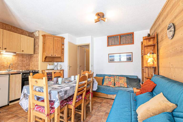 Lovely holiday apartment with terrace | Close to the ski | Pets allowed — photo 4
