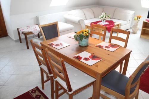 Apartman Csesznek