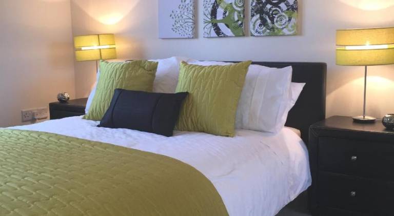 Holiday apartment with 2 rooms for 5 persons in Aberdeen