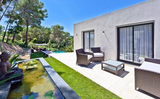 Villa with pool & sauna — photo 5