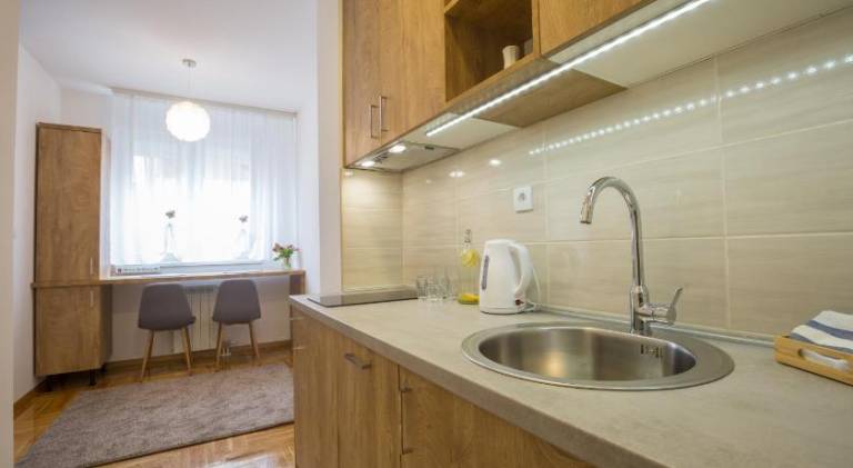 Rental apartment with terrace — photo 2