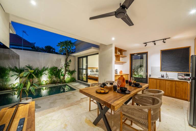 Ample villa with grill, yard & pool | Good for workation | Pets are welcome — photo 4