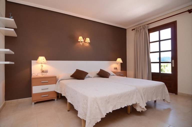 Hostel Santa Eulària des Riu