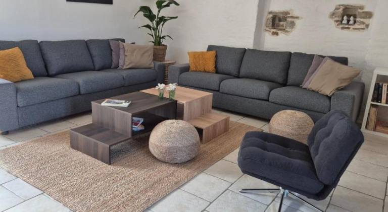 Holiday apartment with pool, garden & barbeque | Pet-friendly — photo 4