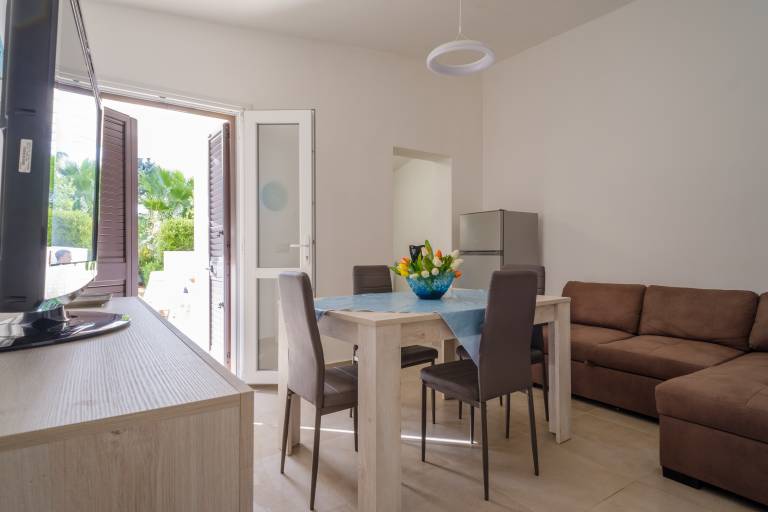 Vacation home with terrace, yard & BBQ | Garden view — photo 4