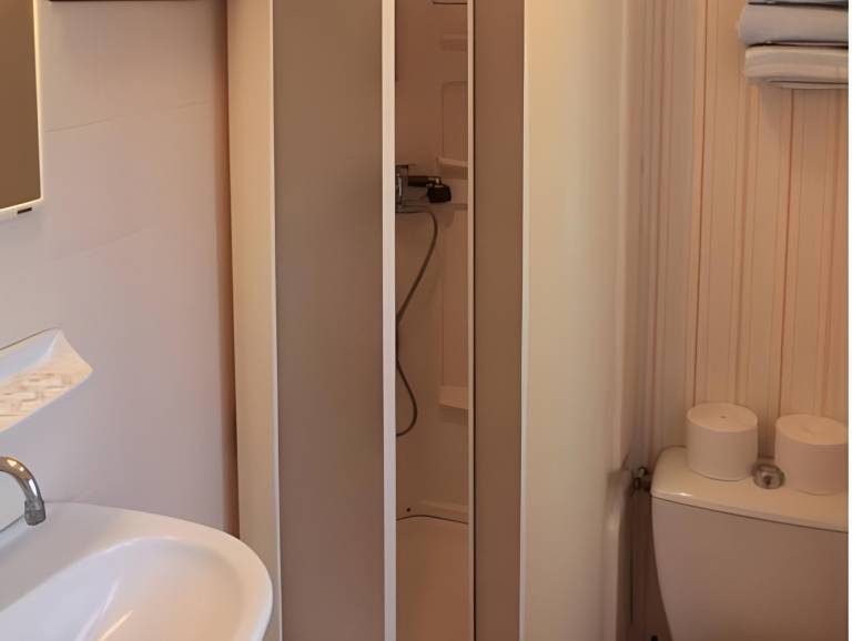 Logis Hotel et Restaurant La Tour Brette — photo 2