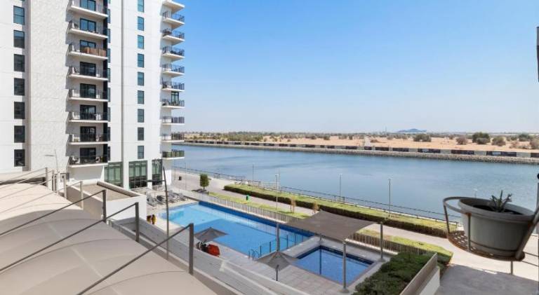 Waterfront Yas 1BR near F1 & Ticket Savings — photo 4