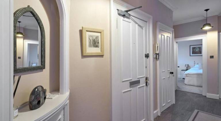 Rental apartment | Near Edinburgh Castle — photo 4
