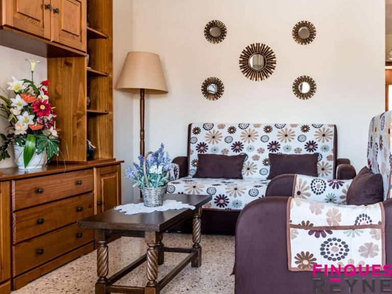 Charming apartment 1.3 km from the beach, 3 bedrooms — photo 4