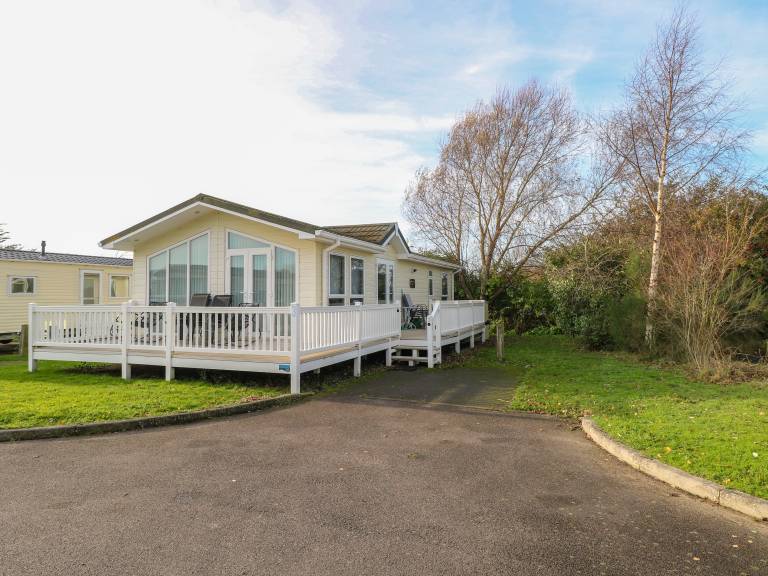 Family-oriented beautiful cottage with garden | Dogs allowed — photo 2