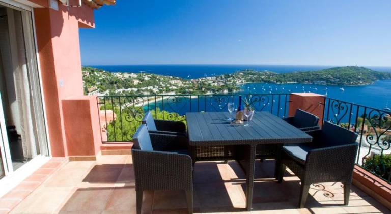 Holiday apartment with patio | Perfect for remote work — photo 2