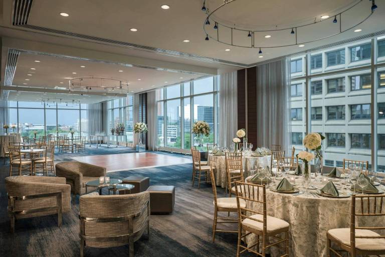 Renaissance Baltimore Harborplace Hotel — photo 2