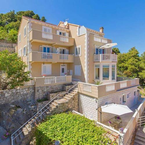 Apartment Sobra