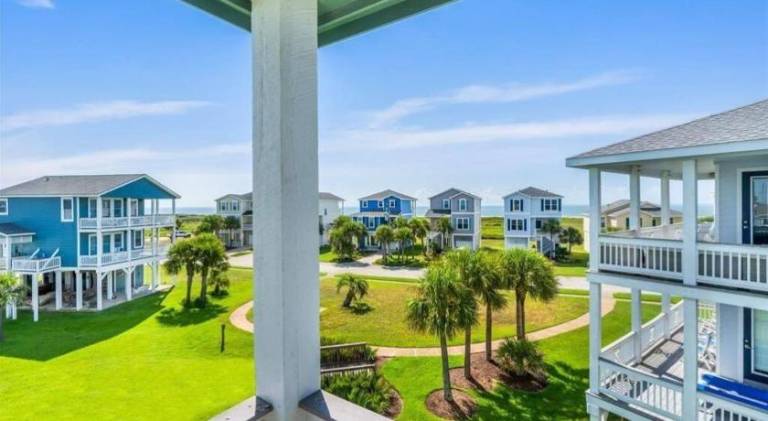 Fully equipped house with barbecue, heated pool & jacuzzi | Close to the beach | Good for workation | Pet-friendly — photo 4