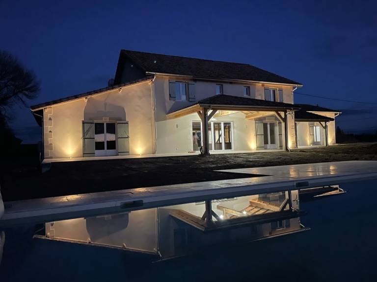 House Villefranche-de-Lonchat