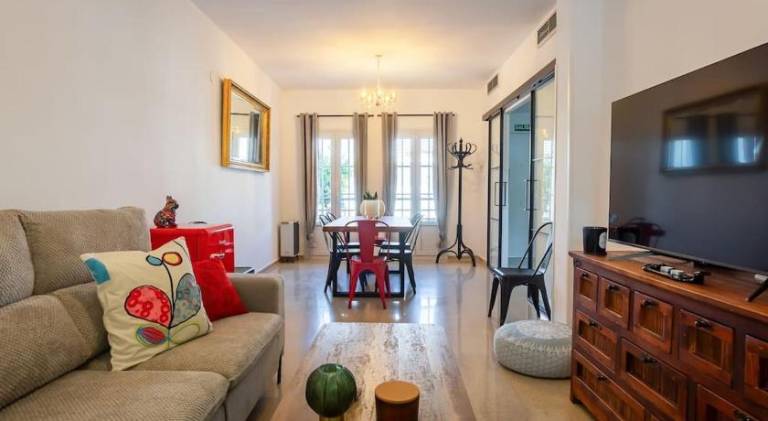 Holiday apartment with patio & garden in Badajoz