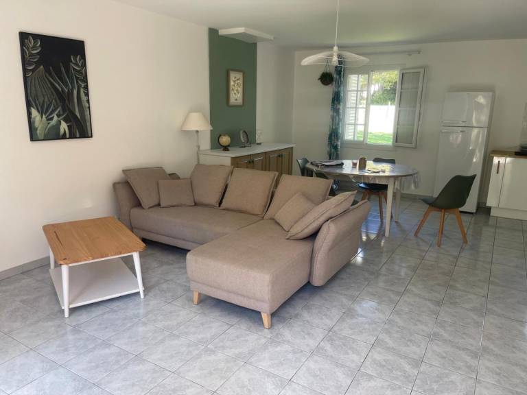 Gite with garden, terrace & BBQ — photo 4