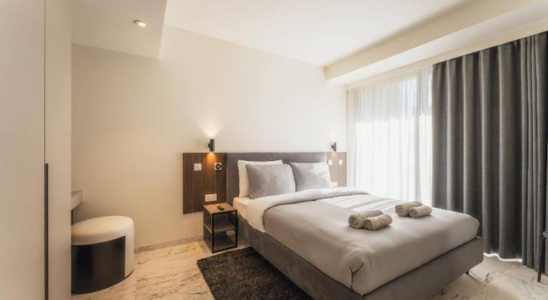 Official Mercury Suites With Rooftop Pool Access — photo 2