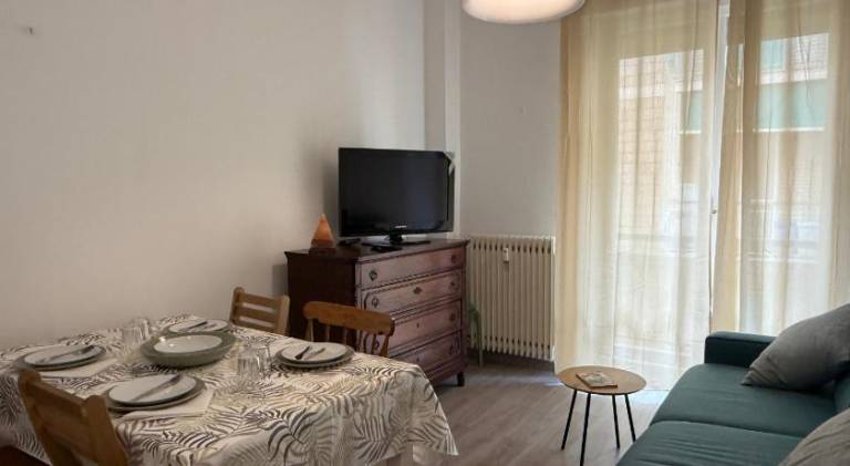 Apartment with 2 rooms for 6 persons in Finale Ligure