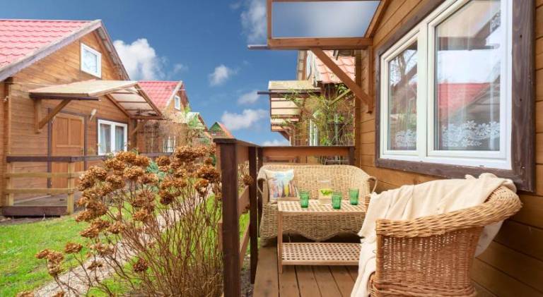 Lodge with terrace, garden & sauna — photo 4