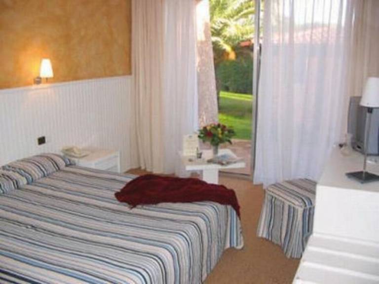Val'Hotel — photo 4