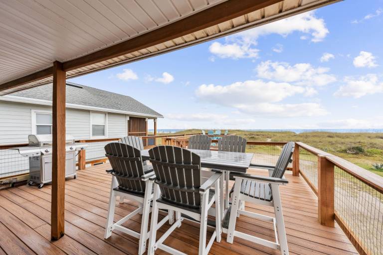 Spacious Beachfront Duplex - Top Floor - Dog Friendly 124 S Fletcher — photo 5