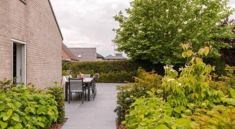 Villa with 5 rooms for 14 persons in Ostend