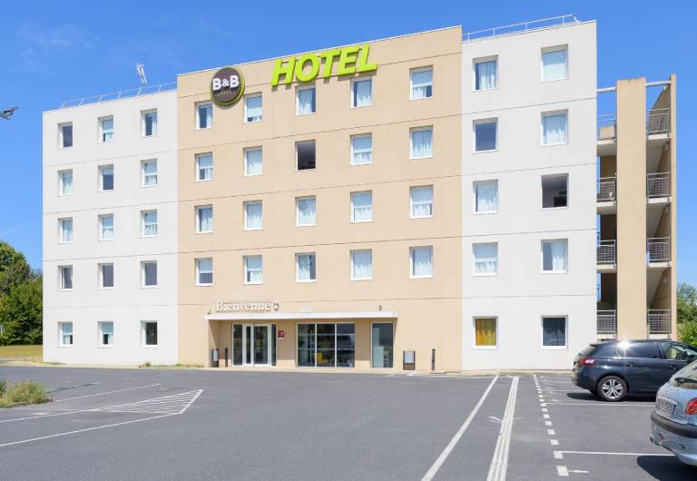 B&B HOTEL Lieusaint Carre Senart in Moissy-Cramayel