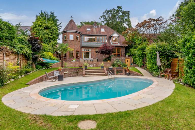 Cottage  Maidenhead