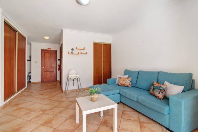 Holiday apartment with pool & fast internet — photo 5