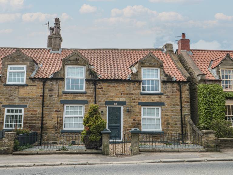 Cottage  Burniston