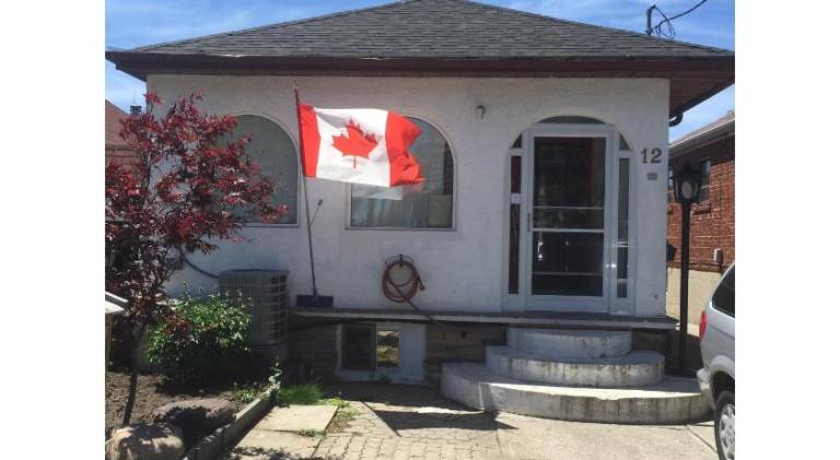 Angelina&rsquo;s house