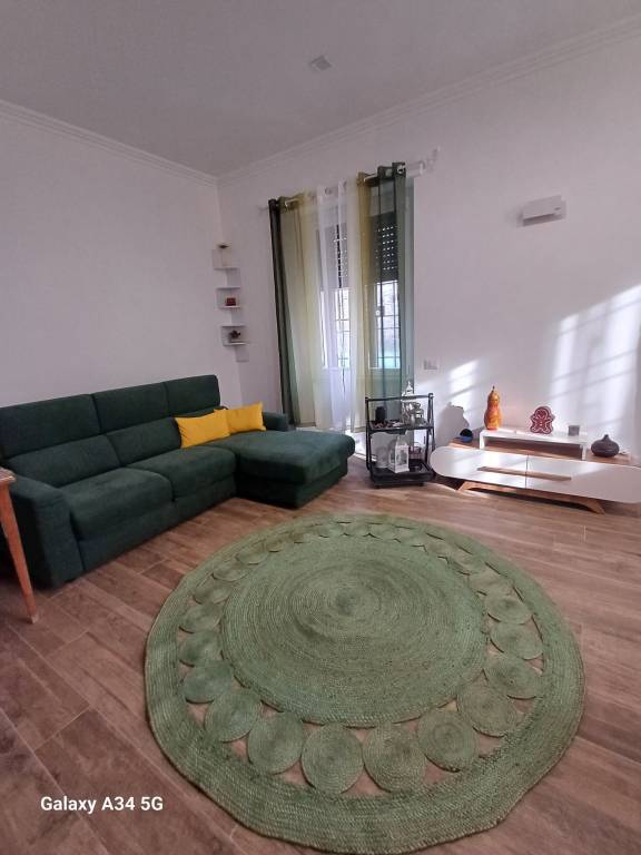 Apartment with patio | City view — photo 3