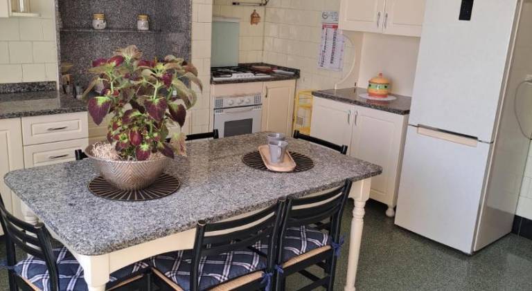Apartment | Pet-friendly — photo 2