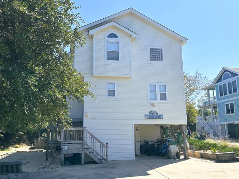 House with BBQ — photo 2