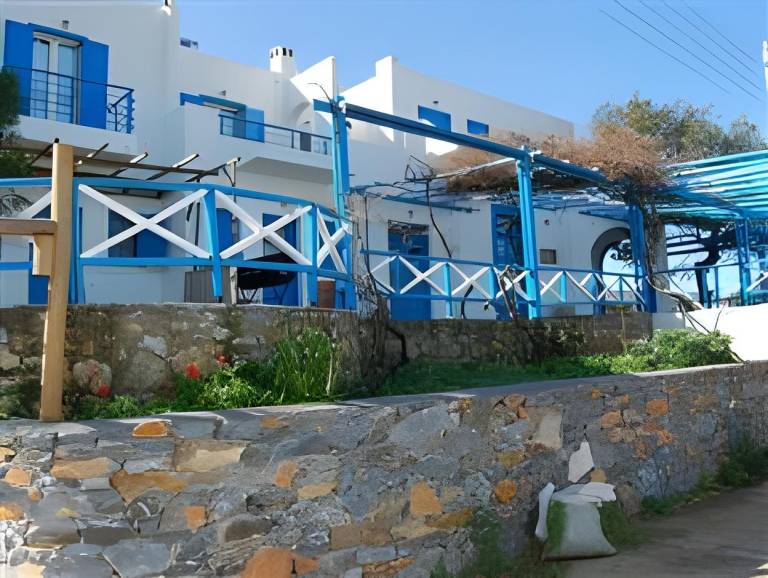 Beautiful holiday apartment with patio | Suitable for remote work | Pet-friendly in Naxos