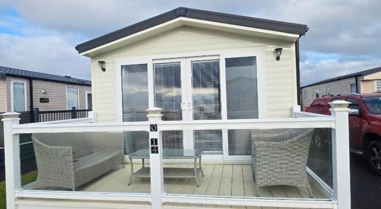 Holiday apartment with pool — photo 4