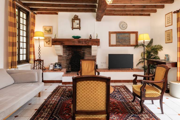 Le Clos de la Capelle – Charm & Comfort in Libourne, Private Garden and Spacious Areas for 8 People — photo 3